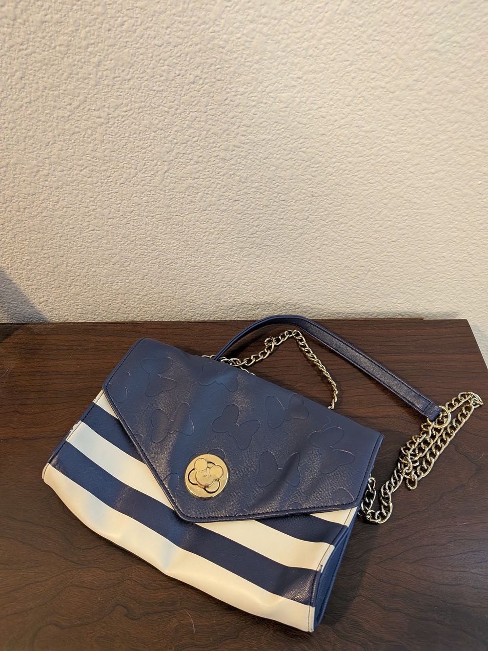 Disney Boutique Mickey Mouse Blue and White Women's Chain Shoulder Bag